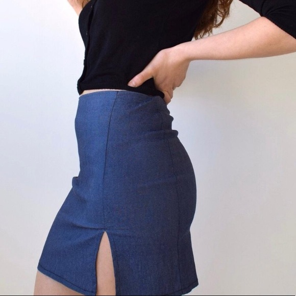 Vintage mini skirt - Picture 2 of 2